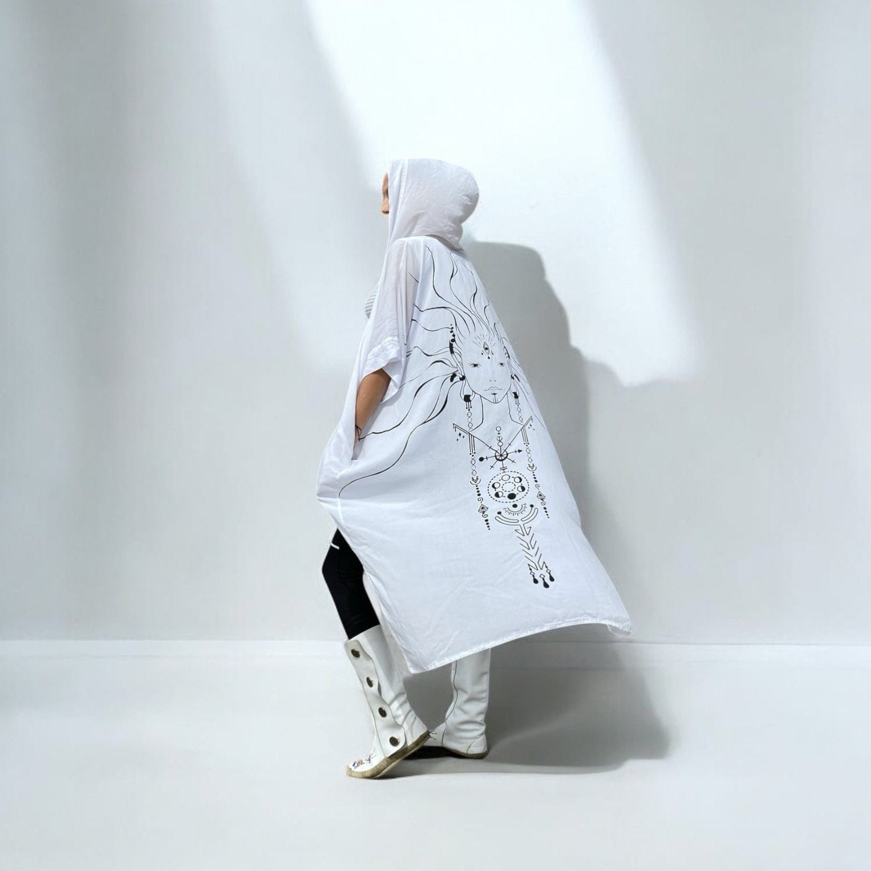 Wandering Monk Kimono – Ethical Artwear in Motion