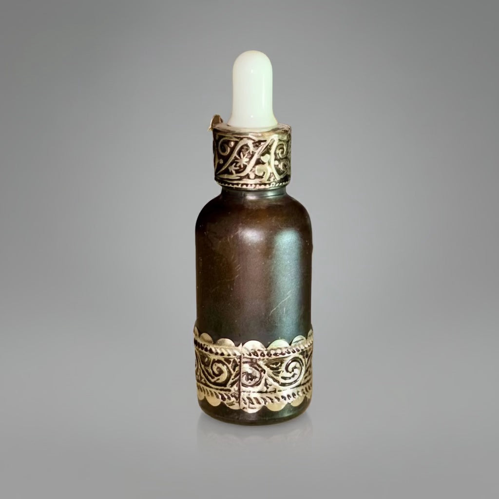 Rose Cocoa perfume with chocolate and vanilla notes