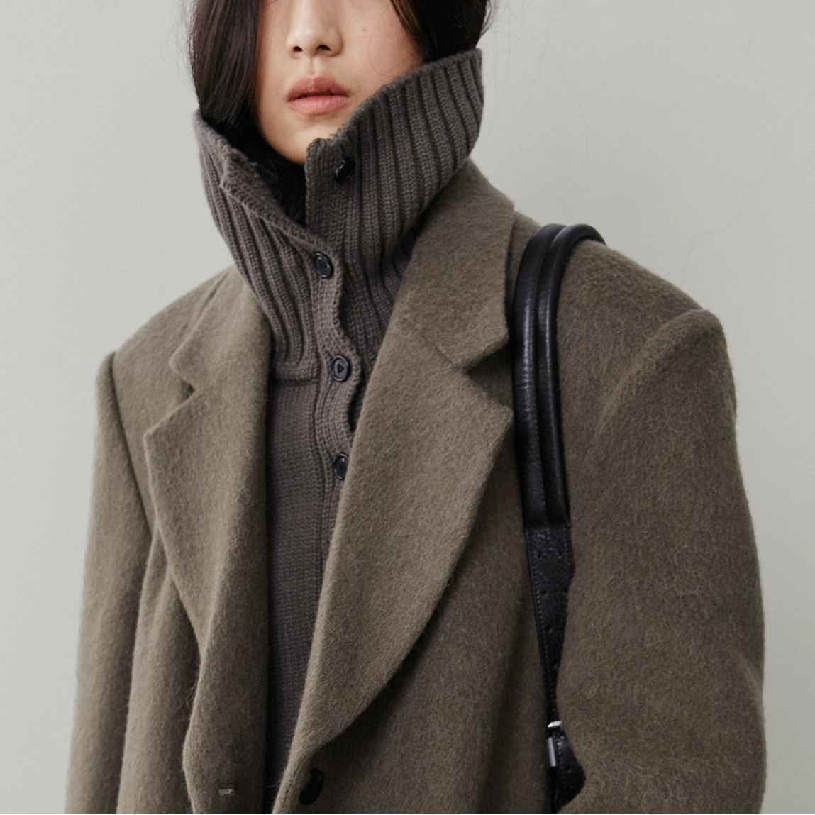 blazer abaya close up