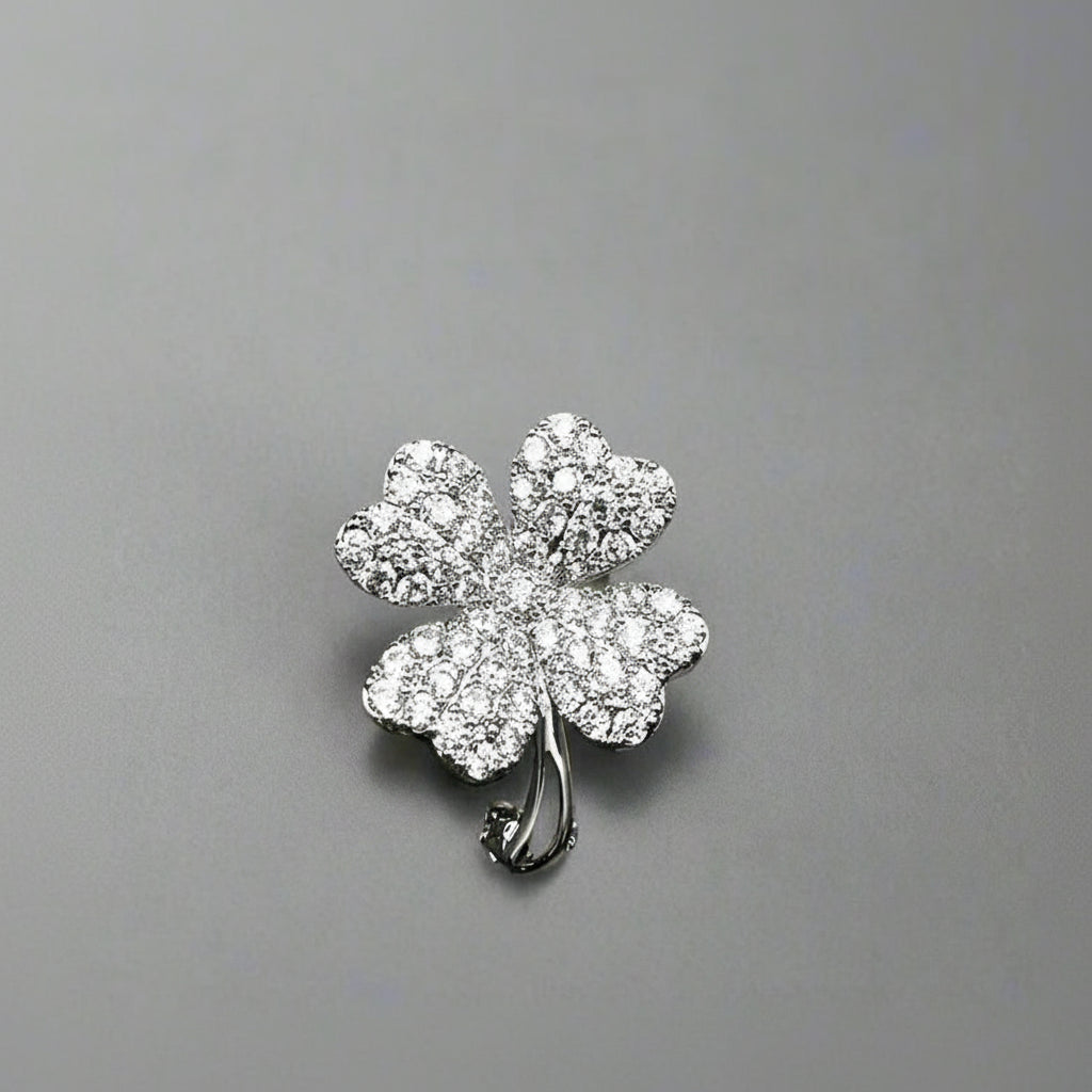 vintage four leaf clover brooch