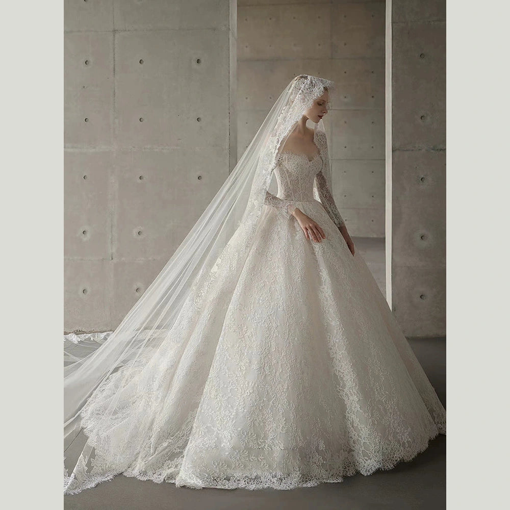 lace wedding dress