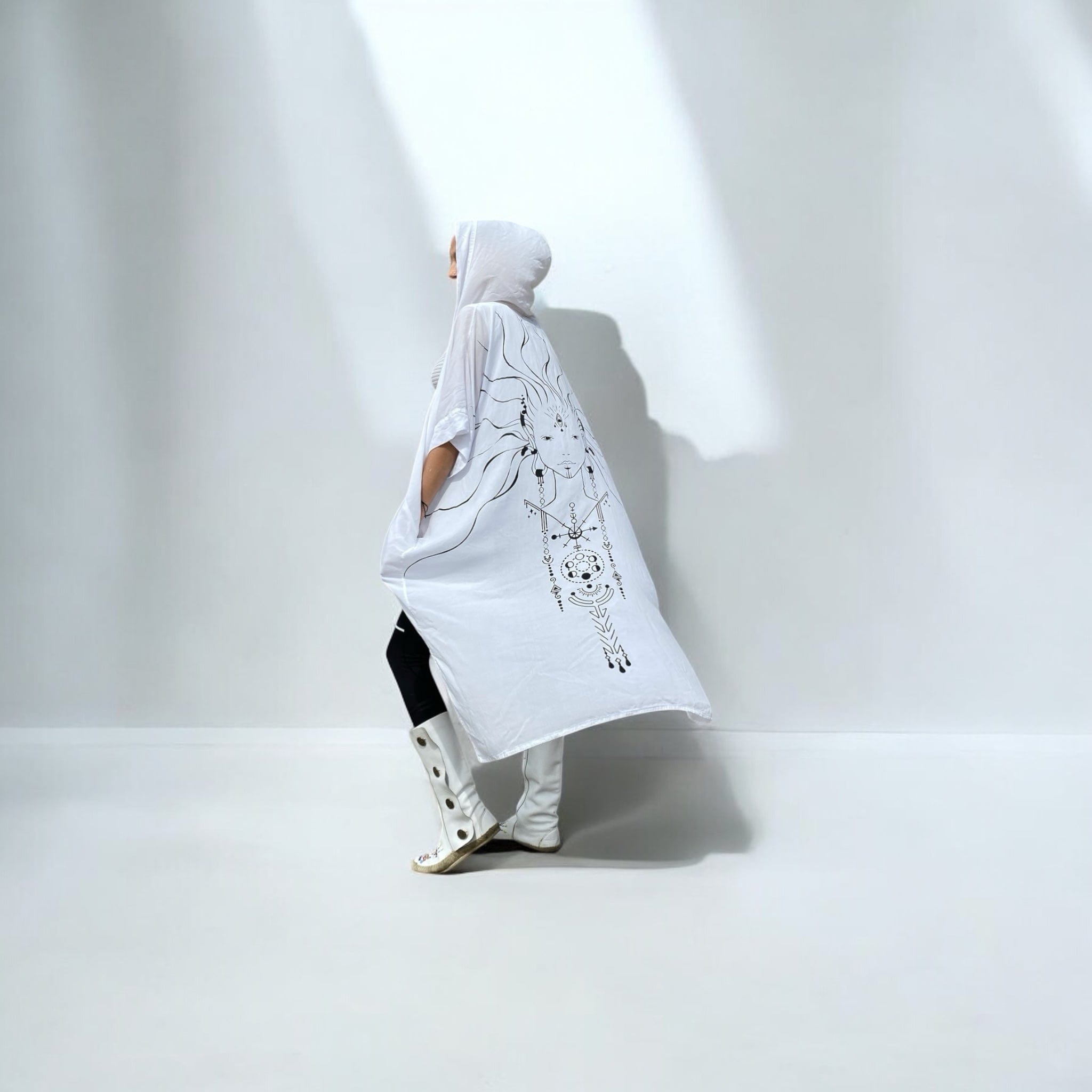 Wandering Monk Kimono – Ethical Artwear in Motion