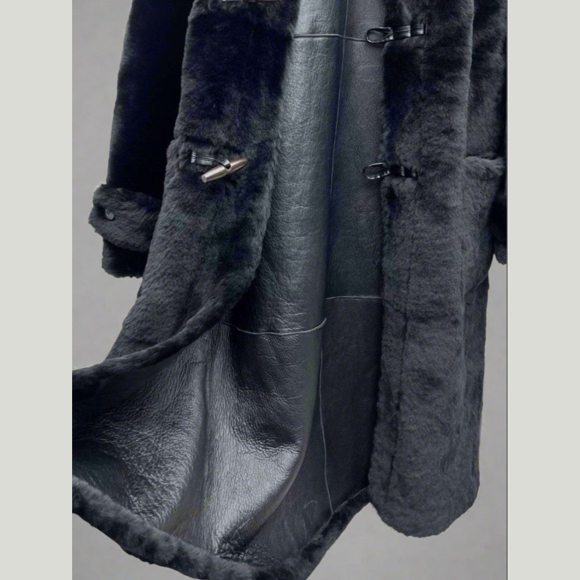 Full-Length Sheepskin Fur Coat - Timeless Craftsmanship, Elevated Warmth
