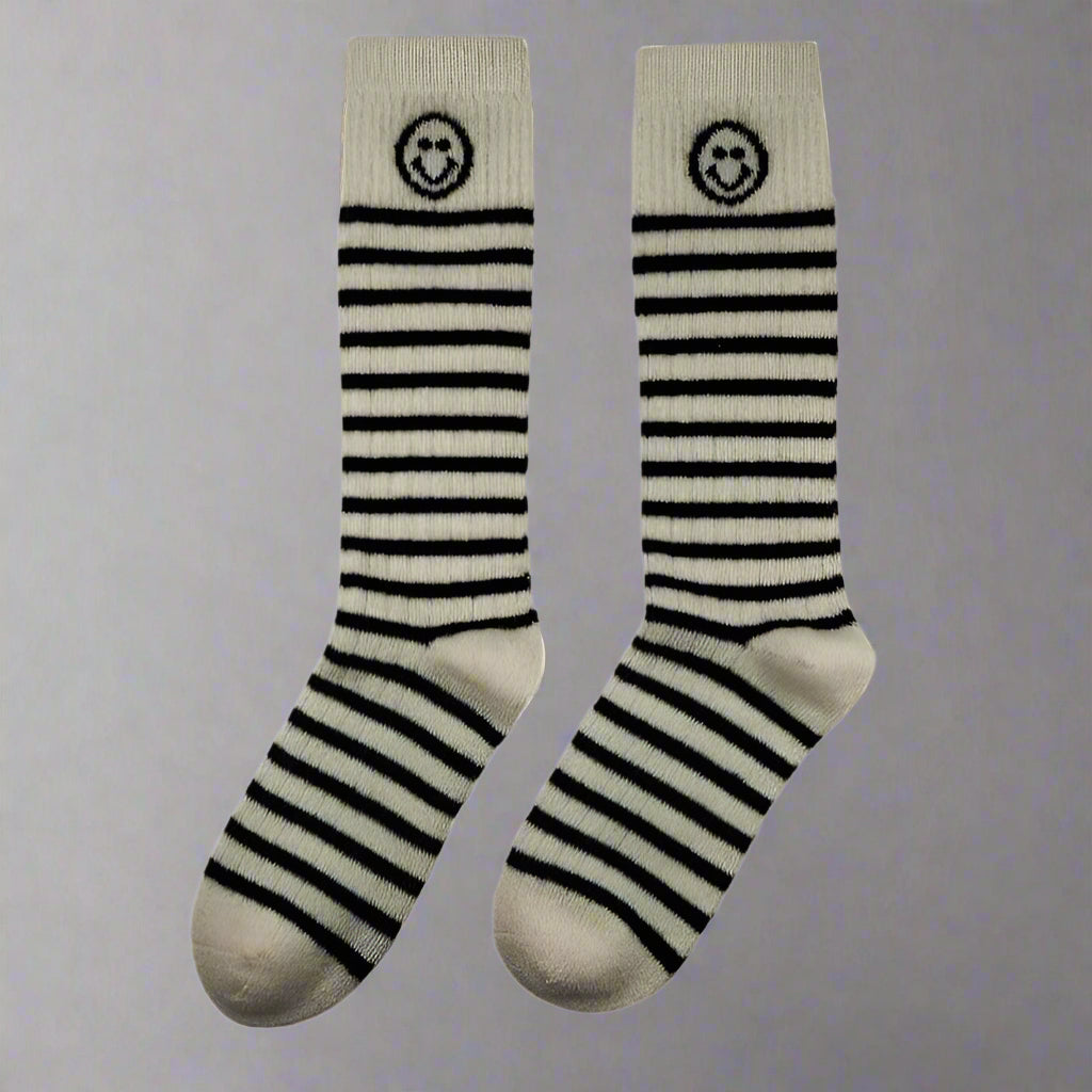 Luxuriously soft pure cashmere socks, designed for warmth without bulk.