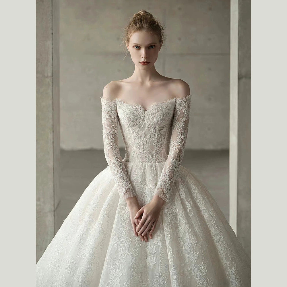 lace wedding dress
