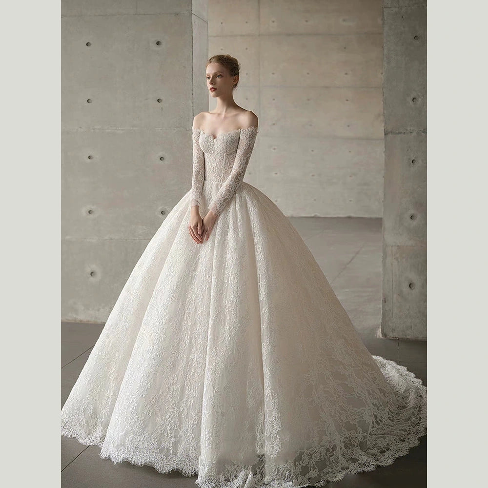 lace wedding dress