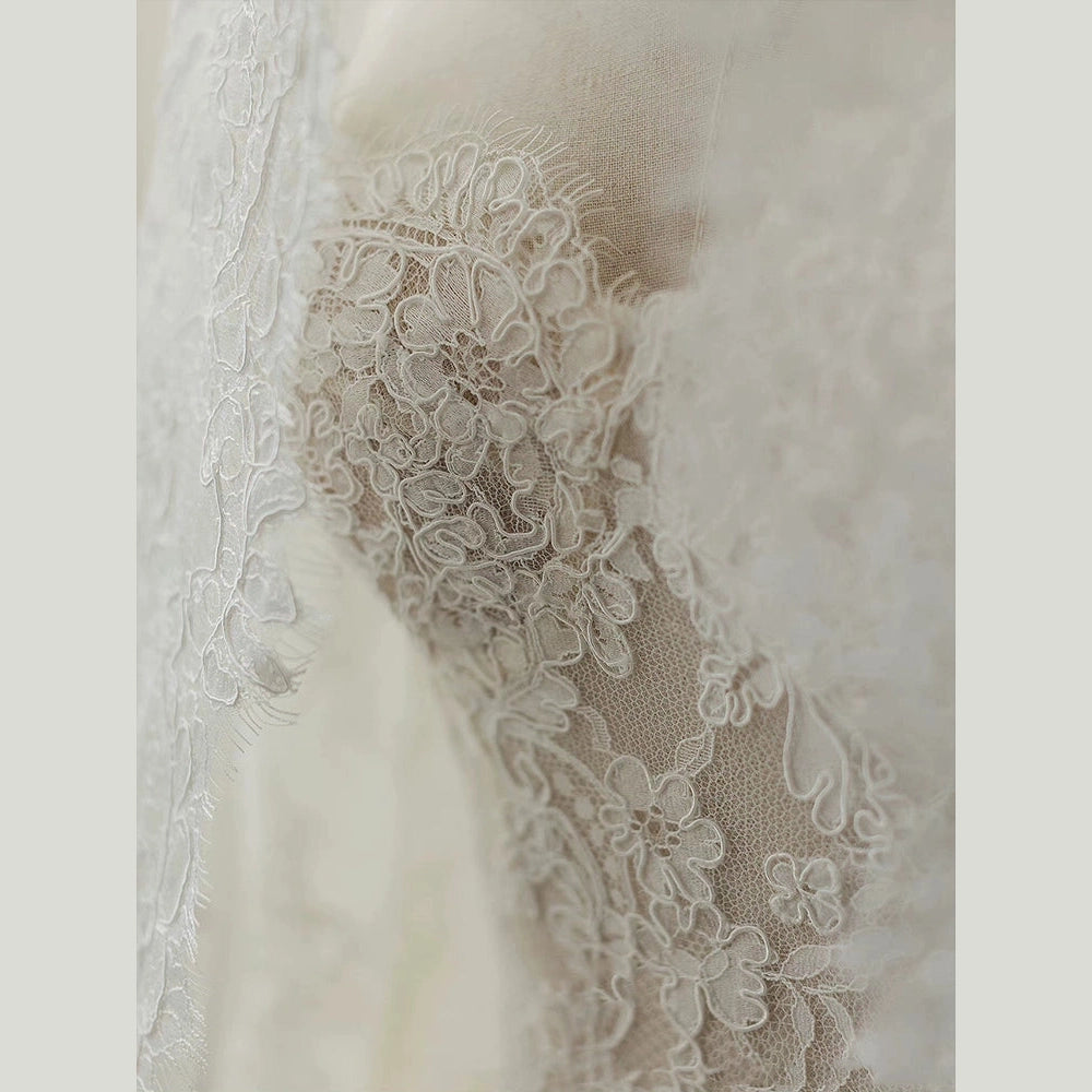 lace wedding dress detail