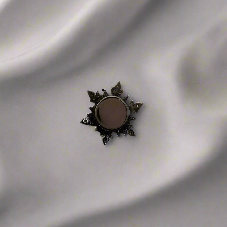 magnetic brooch