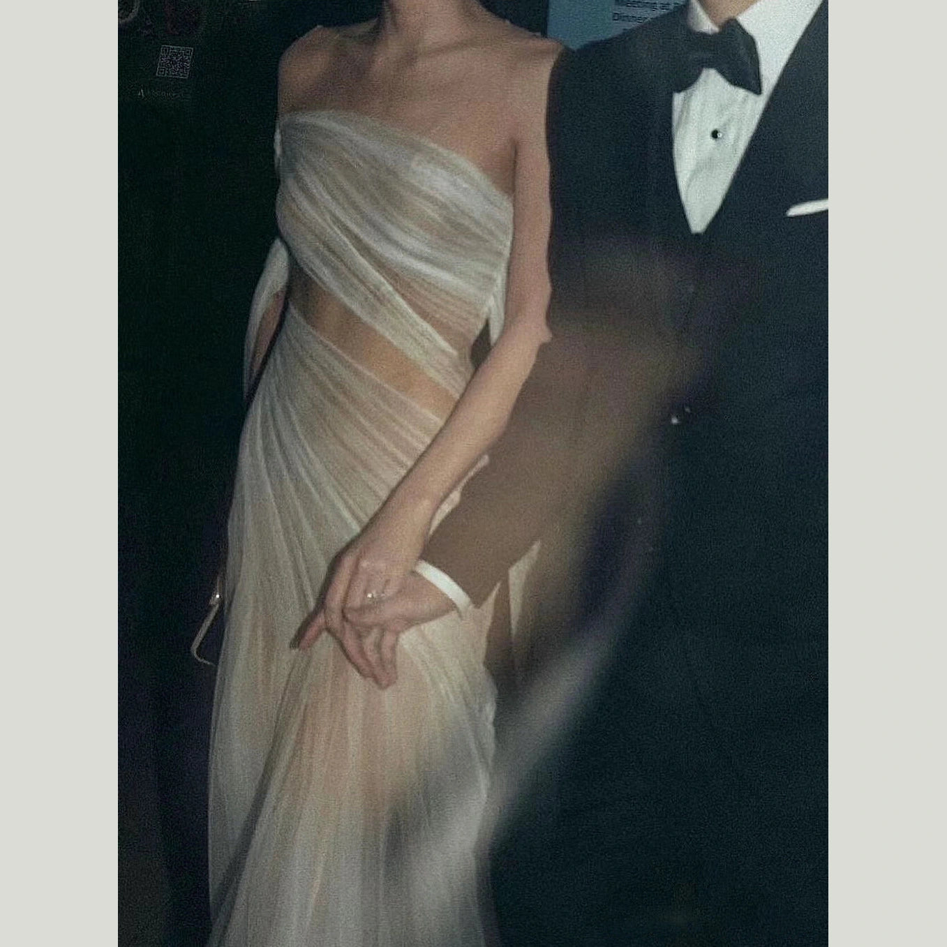 wedding dress tulle